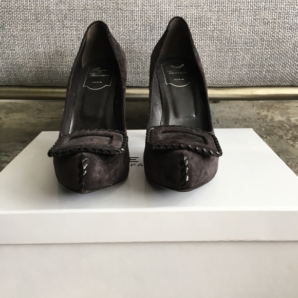 Roger Vivier. Brown Suede heels - Picture 3 of 7